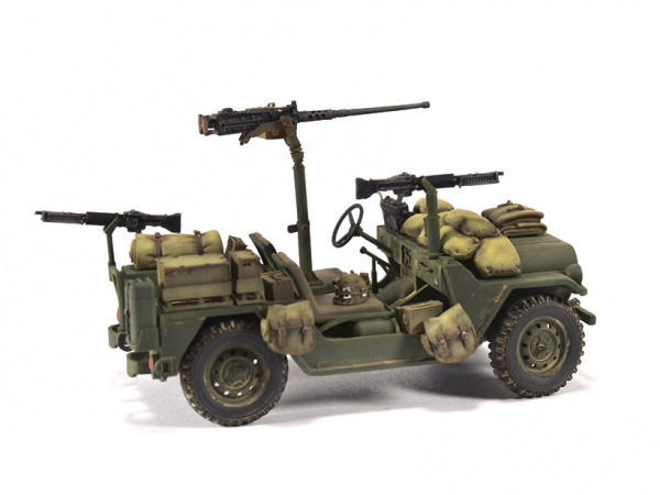 35123 Американский автомобиль M151A2 Ford Mutt (варианты сборки-армейский и морской) с пулеметом М60 и водителем. Tamiya