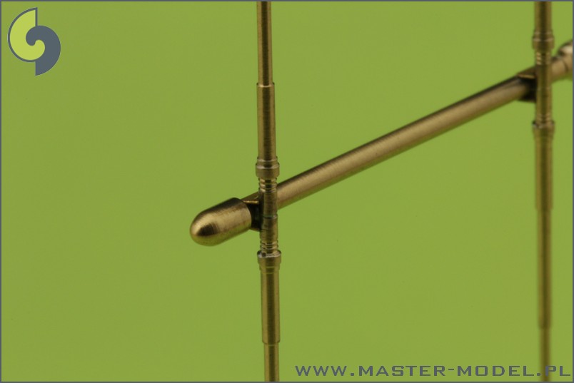 AM-32-039 Немецкая РЛС FuG 220 Lichtenstein SN-2 (используется на ночных истребителях Bf 110, Ju 88 и др.)