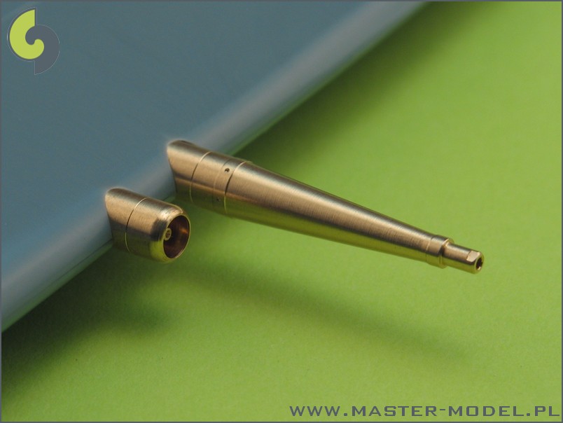 AM-32-019 Раннее крыло Supermarine Spitfire E - Hispano 20 мм и обтекатели