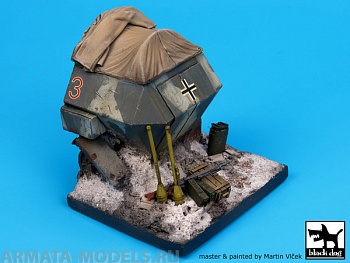 BDD35011 1\35Destroyed Sd.Kfz.251 base